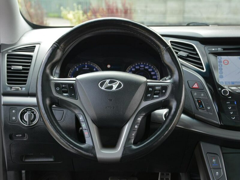 Hyundai i40 Lift Premium Skóry bi-Xenon Ledy Panorama Navi Wentylacja EL.Klapa