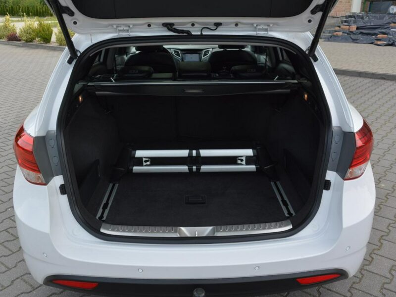 Hyundai i40 Lift Premium Skóry bi-Xenon Ledy Panorama Navi Wentylacja EL.Klapa