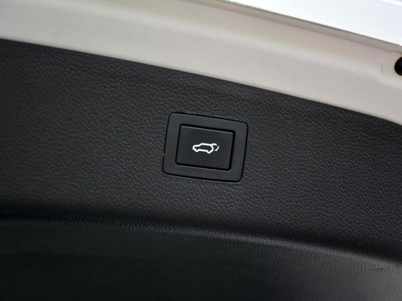 Hyundai i40 Lift Premium Skóry bi-Xenon Ledy Panorama Navi Wentylacja EL.Klapa