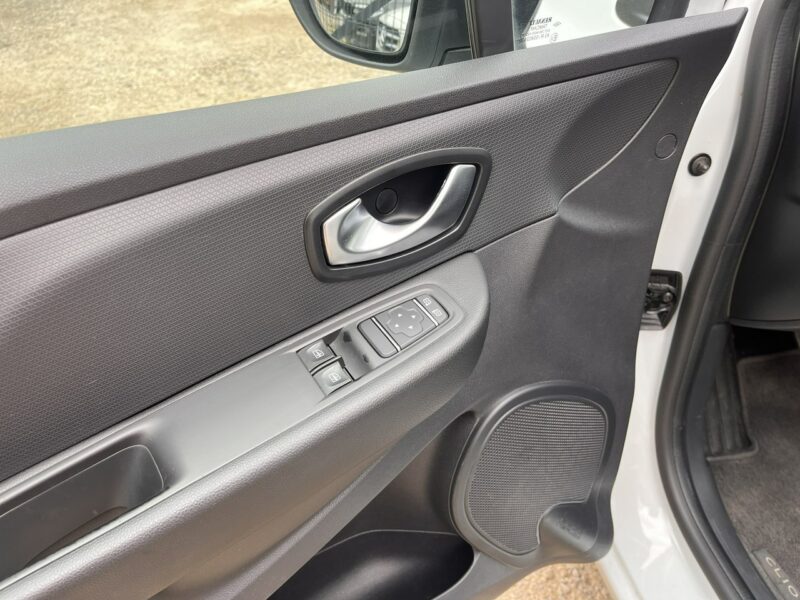 Renault Clio 1.5 LIFT Zarejestrowany Tablet Led Tempomat Stan BDB Bezwypadkowy IV (2012-)