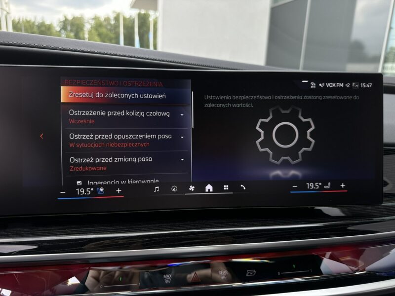 BMW 750 750e xDrive, Individual, Salon PL, FV-23%, Masaże przód i tył, pakiety G70(2022-)