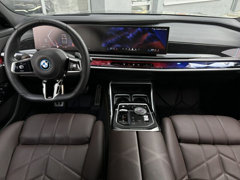BMW 750 750e xDrive, Individual, Salon PL, FV-23%, Masaże przód i tył, pakiety G70(2022-)