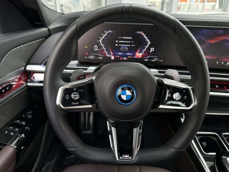 BMW 750 750e xDrive, Individual, Salon PL, FV-23%, Masaże przód i tył, pakiety G70(2022-)