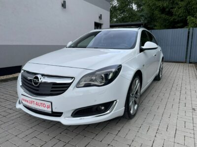 Opel Insignia 2.0 CDTI 195KM Klimatronic Automat Parktronic Kamera Tempomat Serwis A (2008-2017)