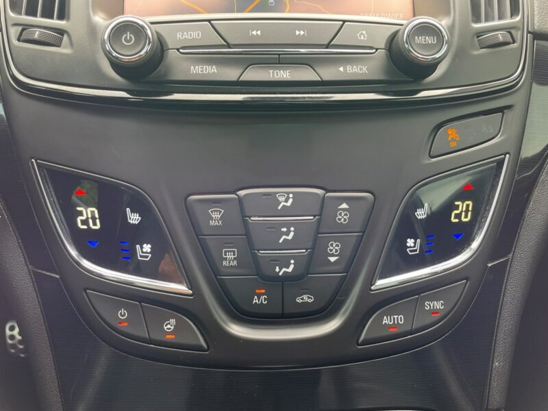 Opel Insignia 2.0 CDTI 195KM Klimatronic Automat Parktronic Kamera Tempomat Serwis A (2008-2017)
