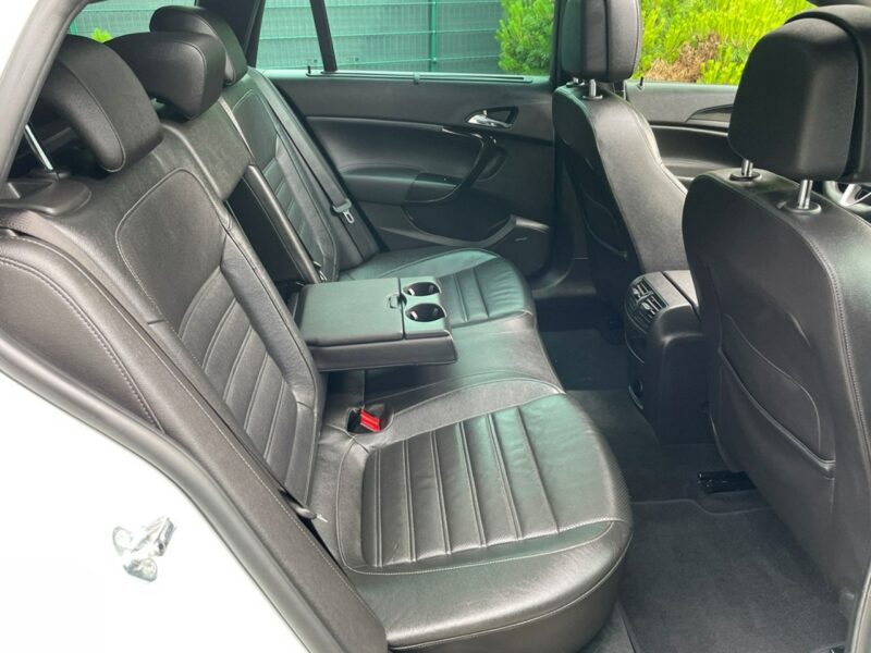 Opel Insignia 2.0 CDTI 195KM Klimatronic Automat Parktronic Kamera Tempomat Serwis A (2008-2017)