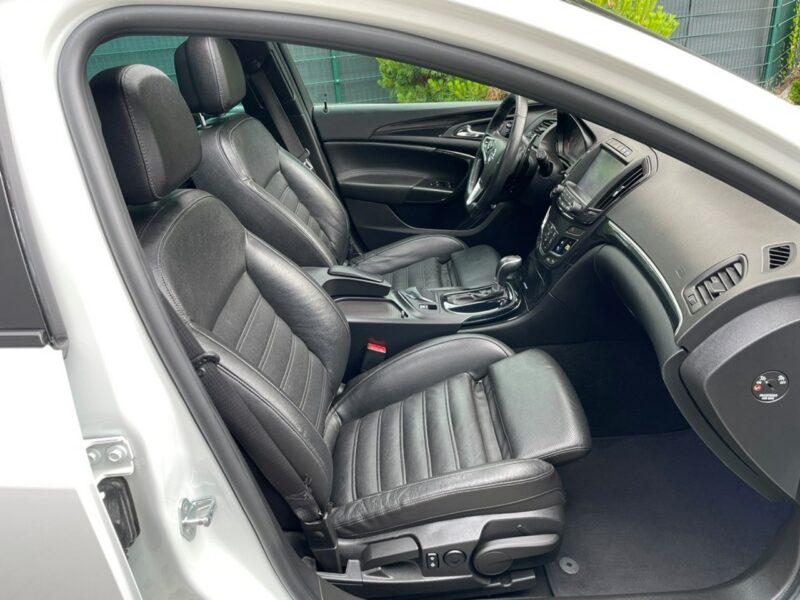 Opel Insignia 2.0 CDTI 195KM Klimatronic Automat Parktronic Kamera Tempomat Serwis A (2008-2017)