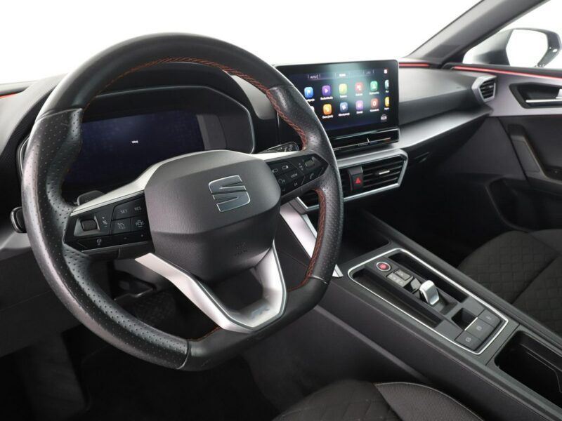 Seat Leon DSG mHEV full LED virtual cocopit navi kamera i czujniki parkowania IV (2020 - )