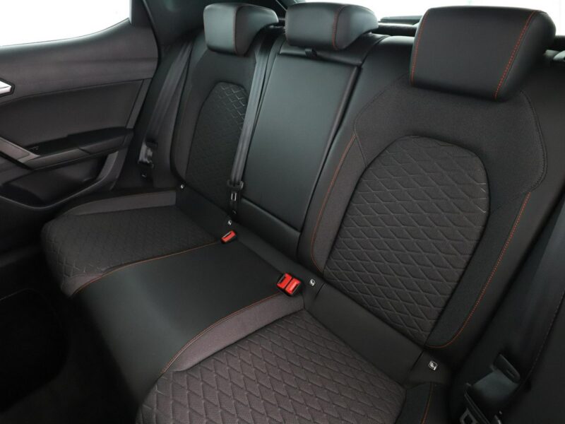 Seat Leon DSG mHEV full LED virtual cocopit navi kamera i czujniki parkowania IV (2020 - )