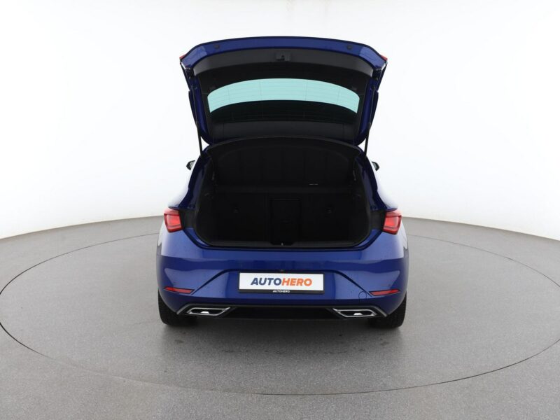 Seat Leon DSG mHEV full LED virtual cocopit navi kamera i czujniki parkowania IV (2020 - )