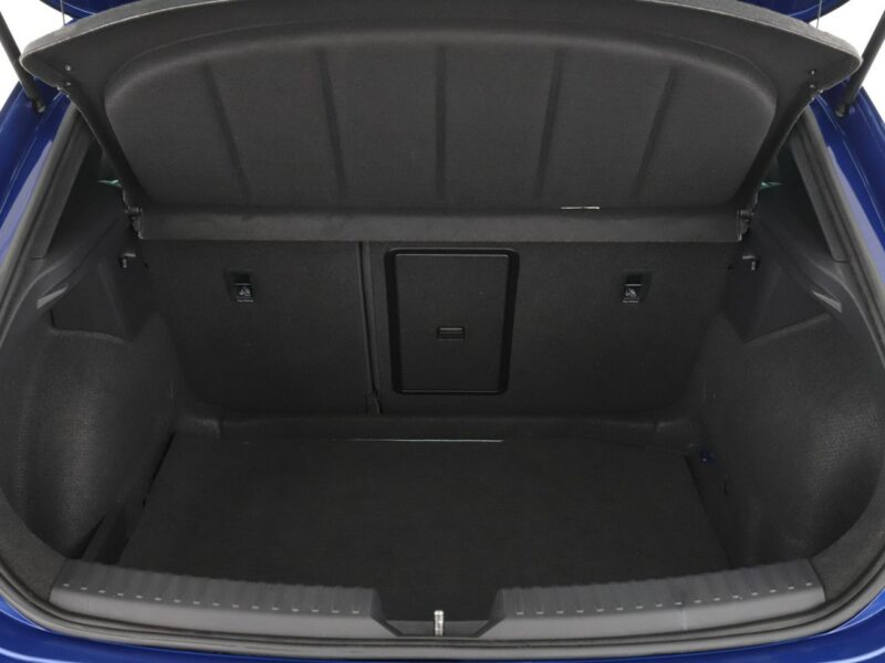 Seat Leon DSG mHEV full LED virtual cocopit navi kamera i czujniki parkowania IV (2020 - )