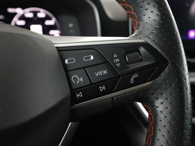 Seat Leon DSG mHEV full LED virtual cocopit navi kamera i czujniki parkowania IV (2020 - )
