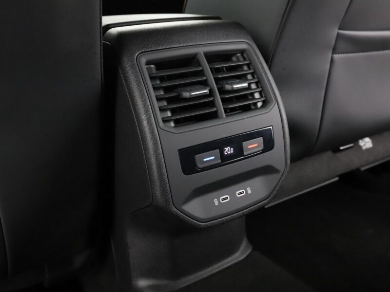 Seat Leon DSG mHEV full LED virtual cocopit navi kamera i czujniki parkowania IV (2020 - )