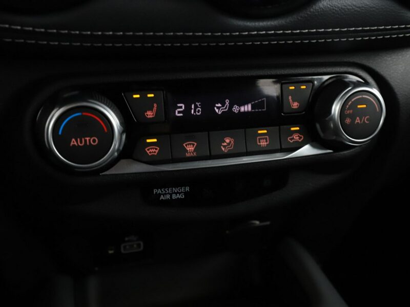 Nissan Juke Navi Klimatyzacja Podgrzewane fotele Czujniki parkowania II (2019-)