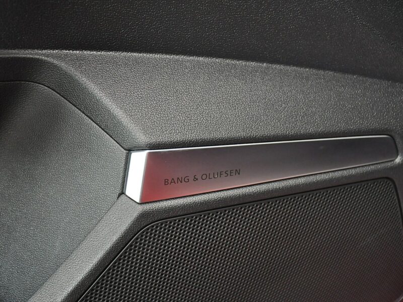 Audi A3 35 TFSI Stronic SportSedan B&O MatrixLed BlackPak. SportoweZawieszenie 8Y