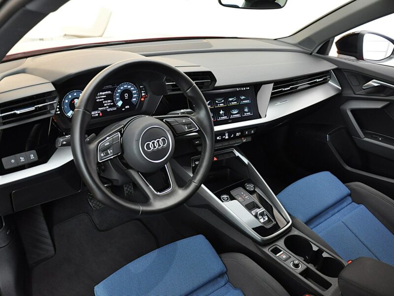 Audi A3 35 TFSI Stronic SportSedan B&O MatrixLed BlackPak. SportoweZawieszenie 8Y
