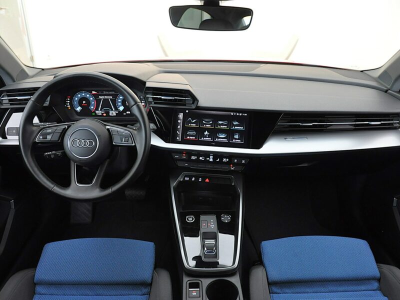 Audi A3 35 TFSI Stronic SportSedan B&O MatrixLed BlackPak. SportoweZawieszenie 8Y