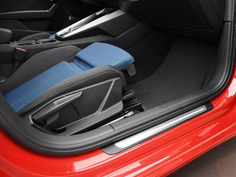 Audi A3 35 TFSI Stronic SportSedan B&O MatrixLed BlackPak. SportoweZawieszenie 8Y