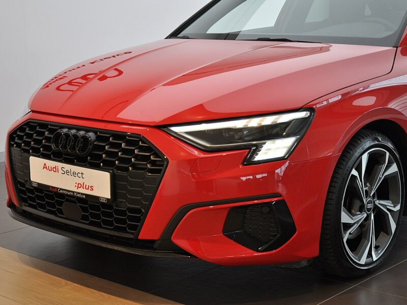 Audi A3 35 TFSI Stronic SportSedan B&O MatrixLed BlackPak. SportoweZawieszenie 8Y
