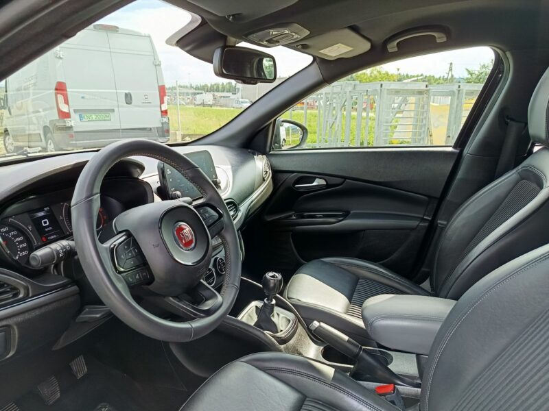 Fiat Tipo S-Design 1.4 T-Jet 120KM, wyposażenie, serwis II (2016-)