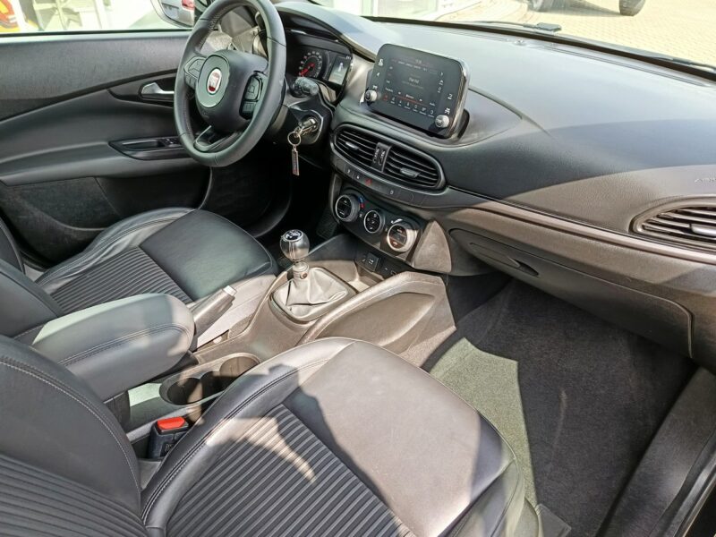 Fiat Tipo S-Design 1.4 T-Jet 120KM, wyposażenie, serwis II (2016-)