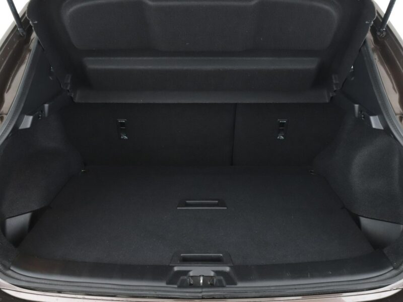 Nissan Qashqai 1.2 N-Connecta Klimatronik Tempomat Nawigacja Grzane Fotele Kamery LED II (2013-2021)