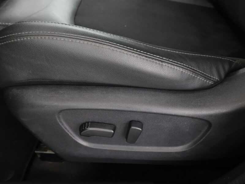 Nissan Qashqai 1.2 N-Connecta Klimatronik Tempomat Nawigacja Grzane Fotele Kamery LED II (2013-2021)