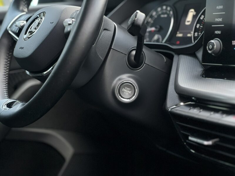Škoda Octavia Salon Polska Poleasingowy I właściciel Serwis ASO VAT 23% Bezwypadkowy IV (2020-)
