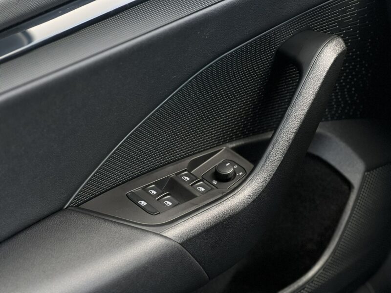 Škoda Octavia Salon Polska Poleasingowy I właściciel Serwis ASO VAT 23% Bezwypadkowy IV (2020-)