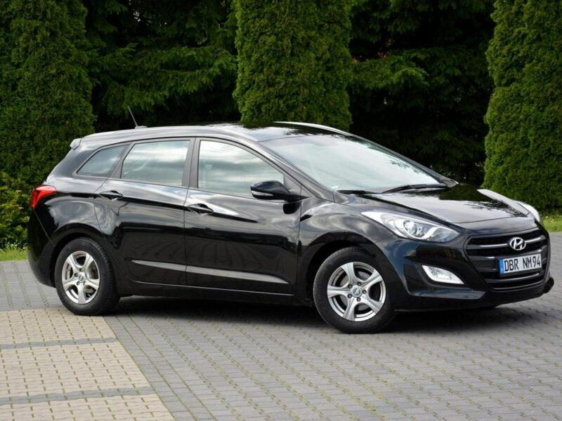 Hyundai i30 Lift Ledy Duża Navi Parktronic Aso Hyundai z Niemiec lakier oryginał II (2012 - 2016)