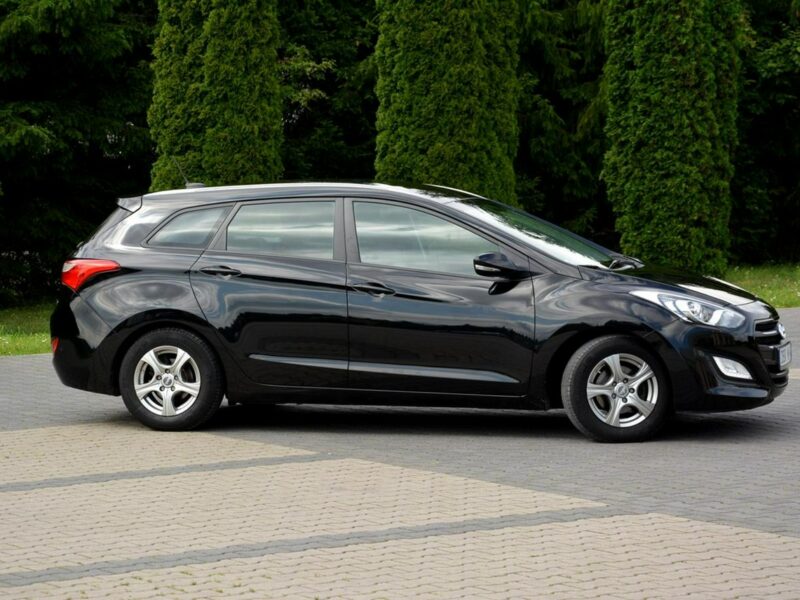 Hyundai i30 Lift Ledy Duża Navi Parktronic Aso Hyundai z Niemiec lakier oryginał II (2012 - 2016)