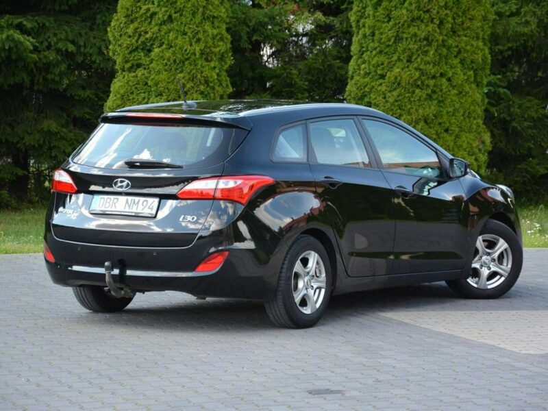 Hyundai i30 Lift Ledy Duża Navi Parktronic Aso Hyundai z Niemiec lakier oryginał II (2012 - 2016)