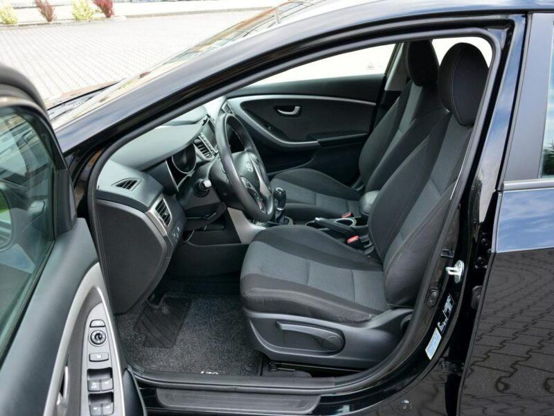 Hyundai i30 Lift Ledy Duża Navi Parktronic Aso Hyundai z Niemiec lakier oryginał II (2012 - 2016)