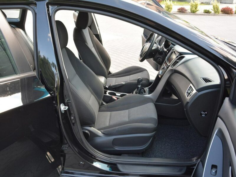 Hyundai i30 Lift Ledy Duża Navi Parktronic Aso Hyundai z Niemiec lakier oryginał II (2012 - 2016)