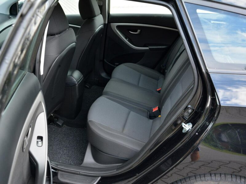 Hyundai i30 Lift Ledy Duża Navi Parktronic Aso Hyundai z Niemiec lakier oryginał II (2012 - 2016)