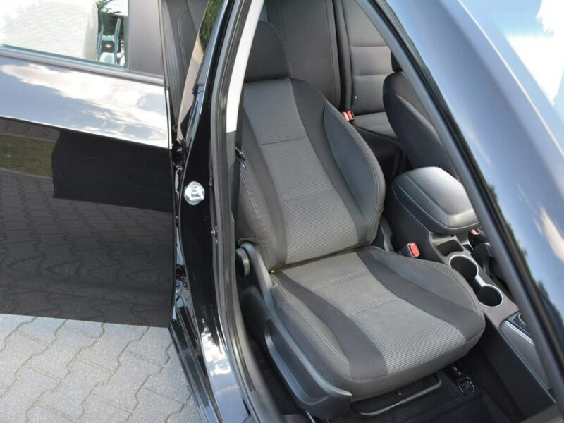 Hyundai i30 Lift Ledy Duża Navi Parktronic Aso Hyundai z Niemiec lakier oryginał II (2012 - 2016)