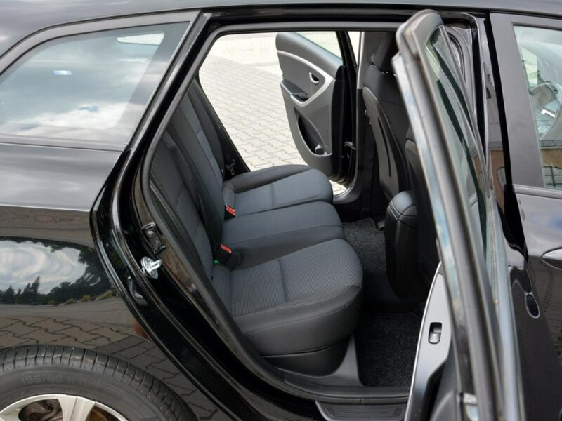 Hyundai i30 Lift Ledy Duża Navi Parktronic Aso Hyundai z Niemiec lakier oryginał II (2012 - 2016)