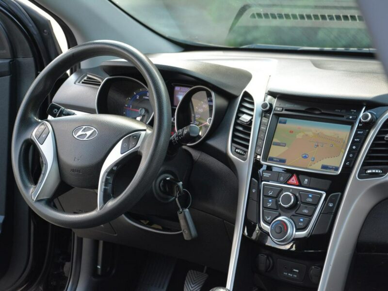 Hyundai i30 Lift Ledy Duża Navi Parktronic Aso Hyundai z Niemiec lakier oryginał II (2012 - 2016)
