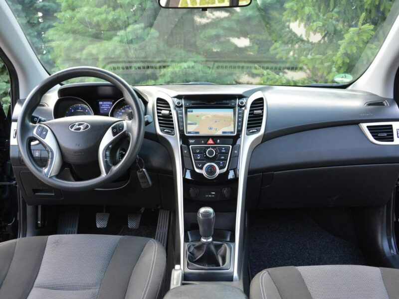 Hyundai i30 Lift Ledy Duża Navi Parktronic Aso Hyundai z Niemiec lakier oryginał II (2012 - 2016)