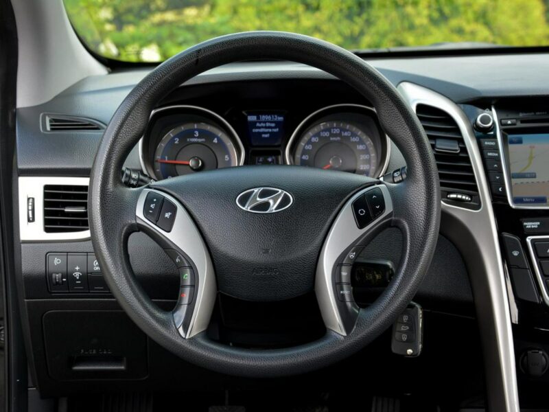 Hyundai i30 Lift Ledy Duża Navi Parktronic Aso Hyundai z Niemiec lakier oryginał II (2012 - 2016)