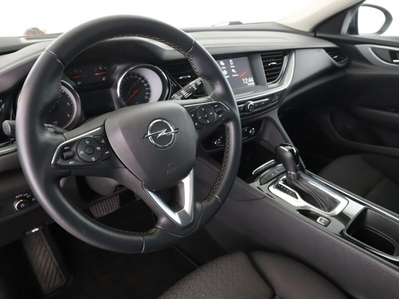Opel Insignia automat full LED navi klima auto czujniki parkowania grzane fotele B (2017-)