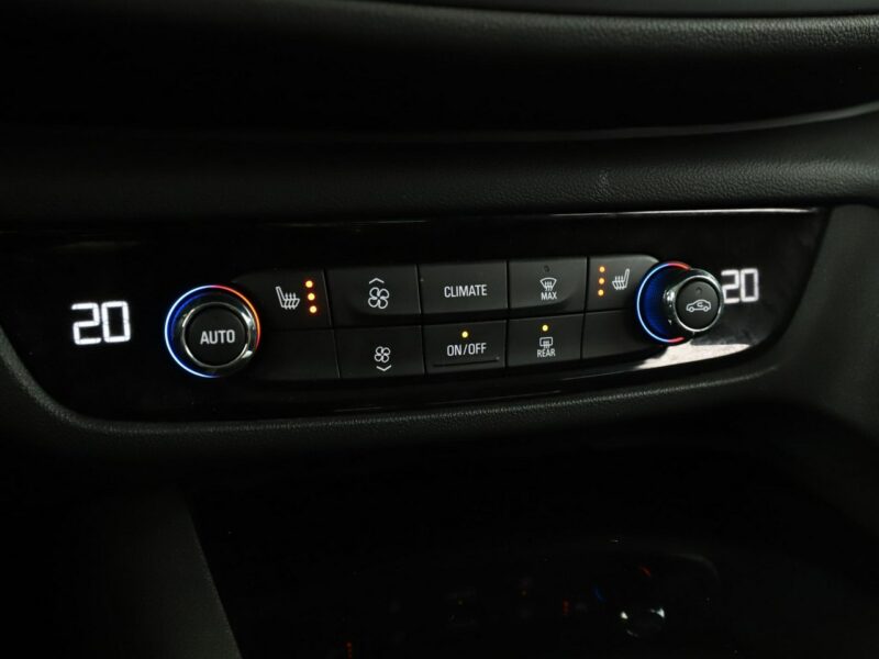 Opel Insignia automat full LED navi klima auto czujniki parkowania grzane fotele B (2017-)