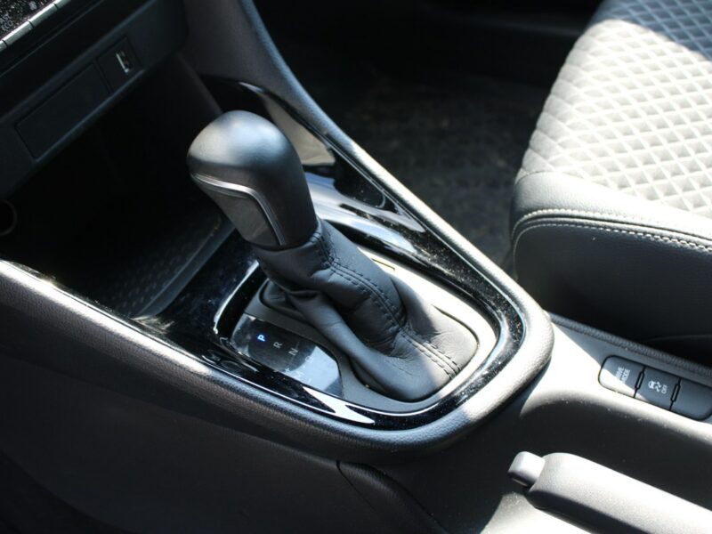 Toyota Yaris Selection Automat Kamera Asysten pasa IV (2020-)