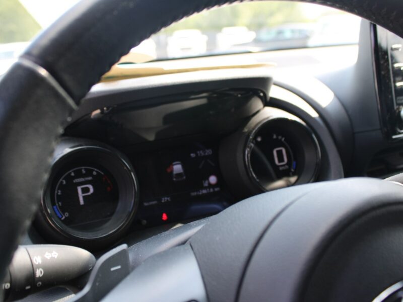 Toyota Yaris Selection Automat Kamera Asysten pasa IV (2020-)