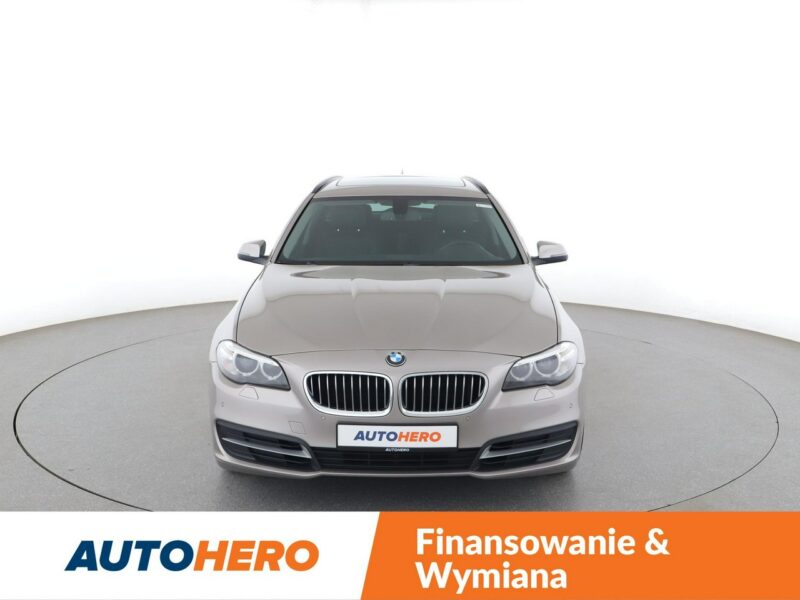BMW 520 Bi-xenon Automat Navi Klimatyzacja Panorama Skórzana tapicerka Podgrze F10 (2009-2017)
