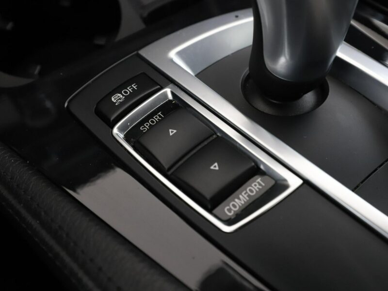 BMW 520 Bi-xenon Automat Navi Klimatyzacja Panorama Skórzana tapicerka Podgrze F10 (2009-2017)