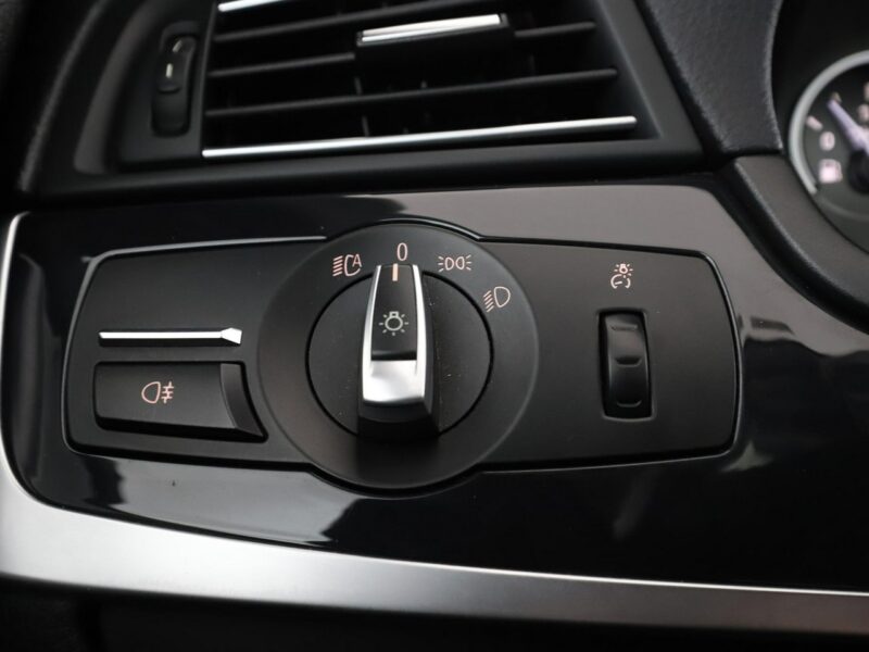 BMW 520 Bi-xenon Automat Navi Klimatyzacja Panorama Skórzana tapicerka Podgrze F10 (2009-2017)