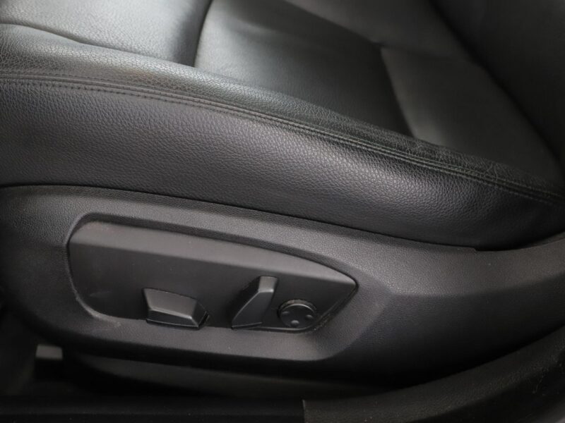 BMW 520 Bi-xenon Automat Navi Klimatyzacja Panorama Skórzana tapicerka Podgrze F10 (2009-2017)
