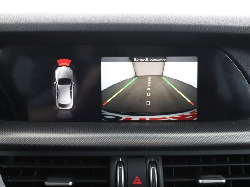 Alfa Romeo Stelvio Executive automat 4x4 280KM skóra panorama ACC PDC-kamera