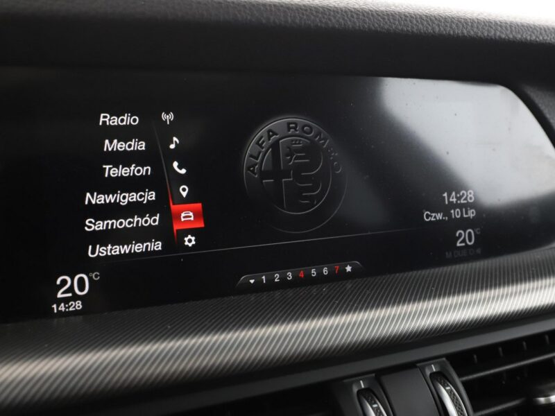 Alfa Romeo Stelvio Executive automat 4x4 280KM skóra panorama ACC PDC-kamera